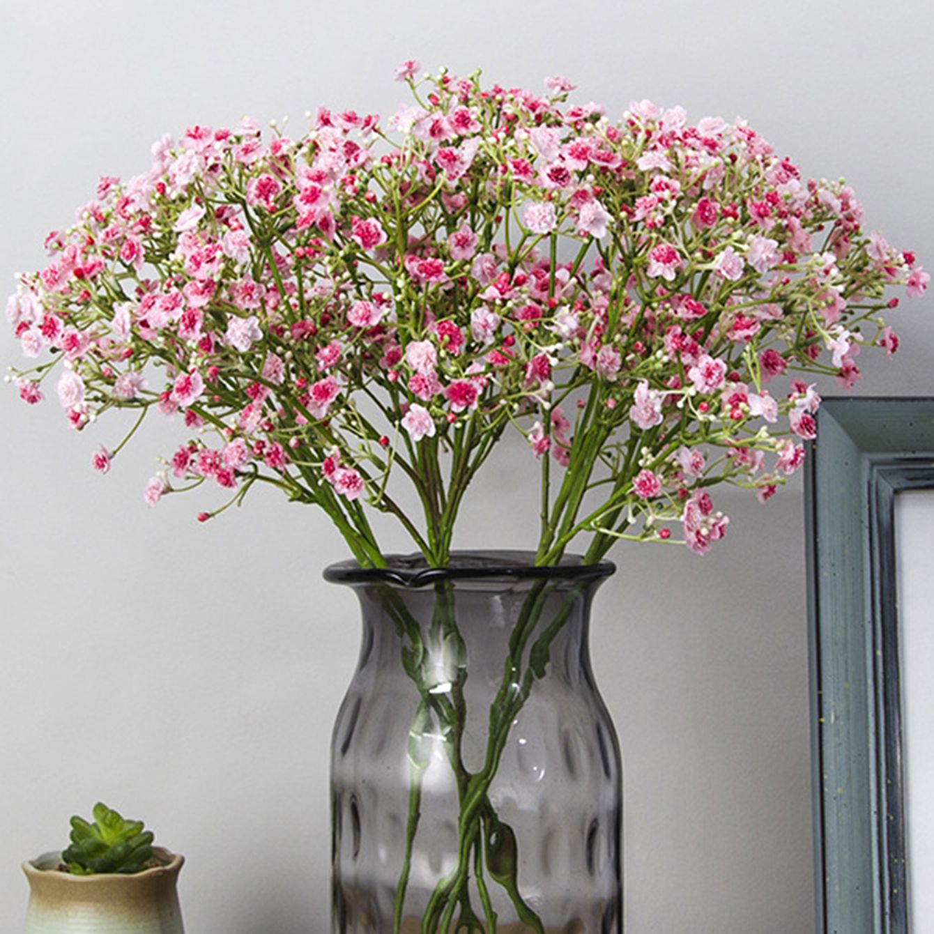 Men Accessories Bouquet - 1/3 mechones Gypsophila novia sosteniendo flores