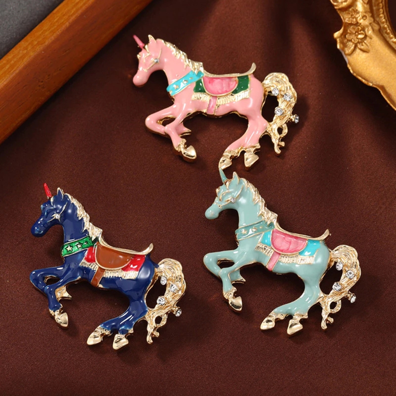 Broches de caballo esmaltados  - Men Accessories Bouquet reseña y precio